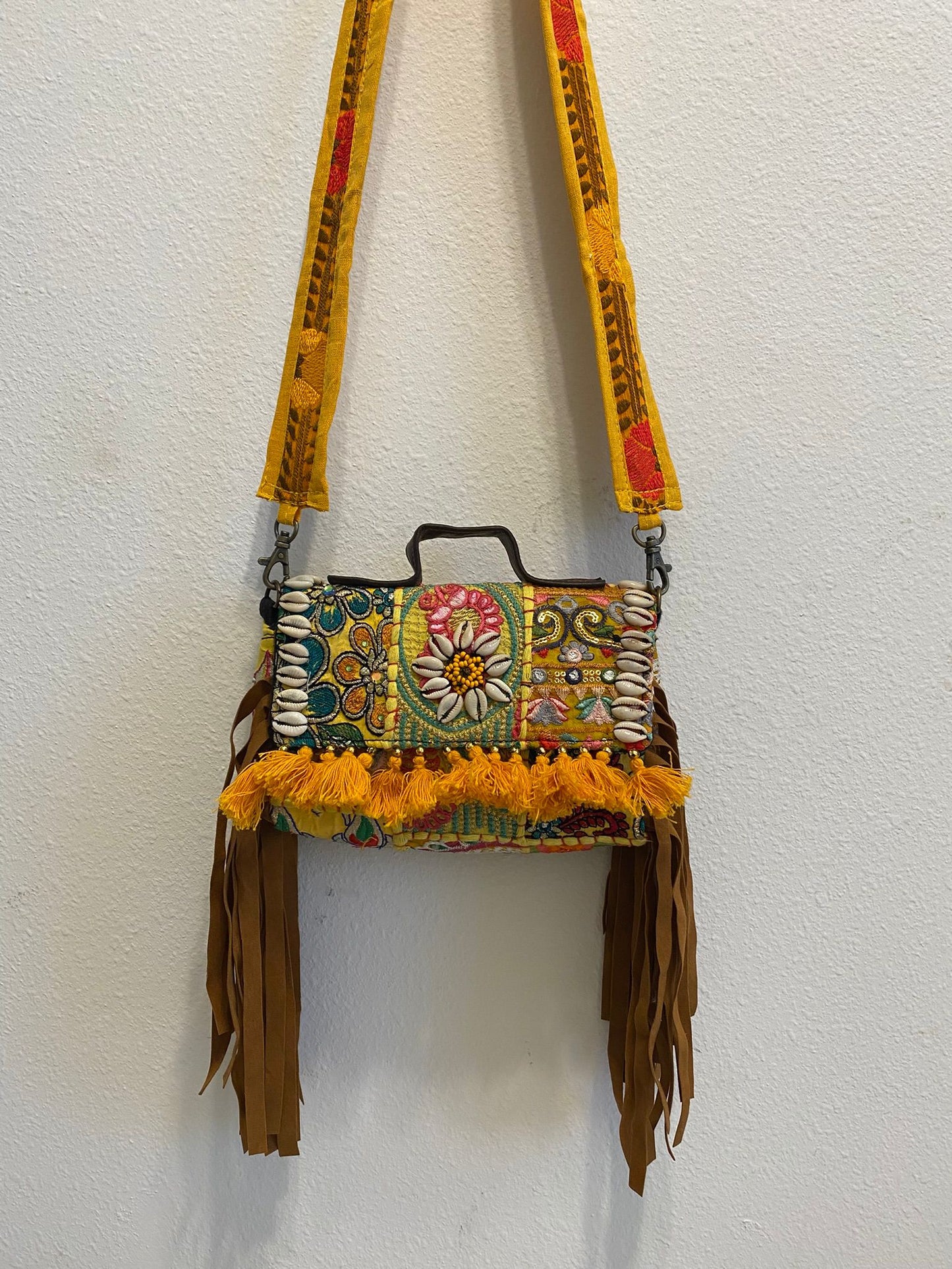 indian patchwork handmade banjara tote embroidery cultch women bag